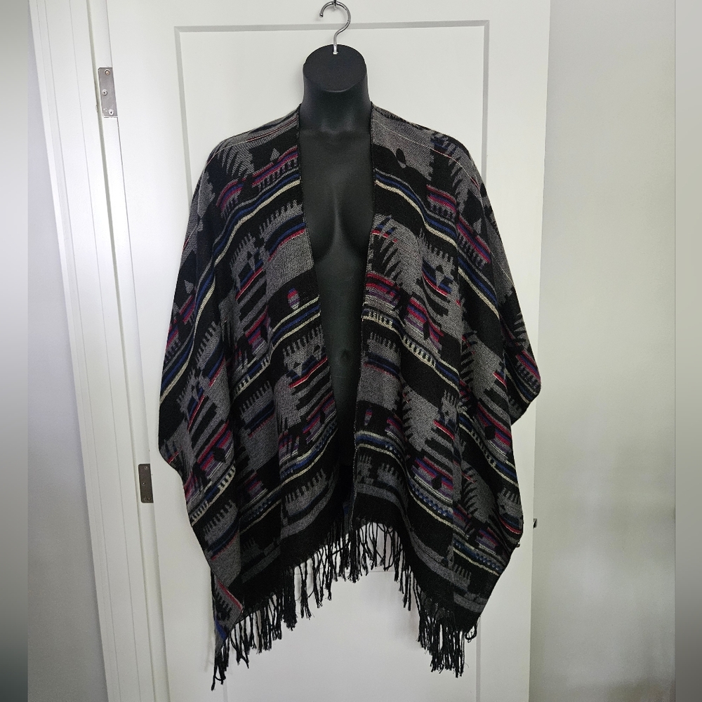 Aztec Patterned Shawl